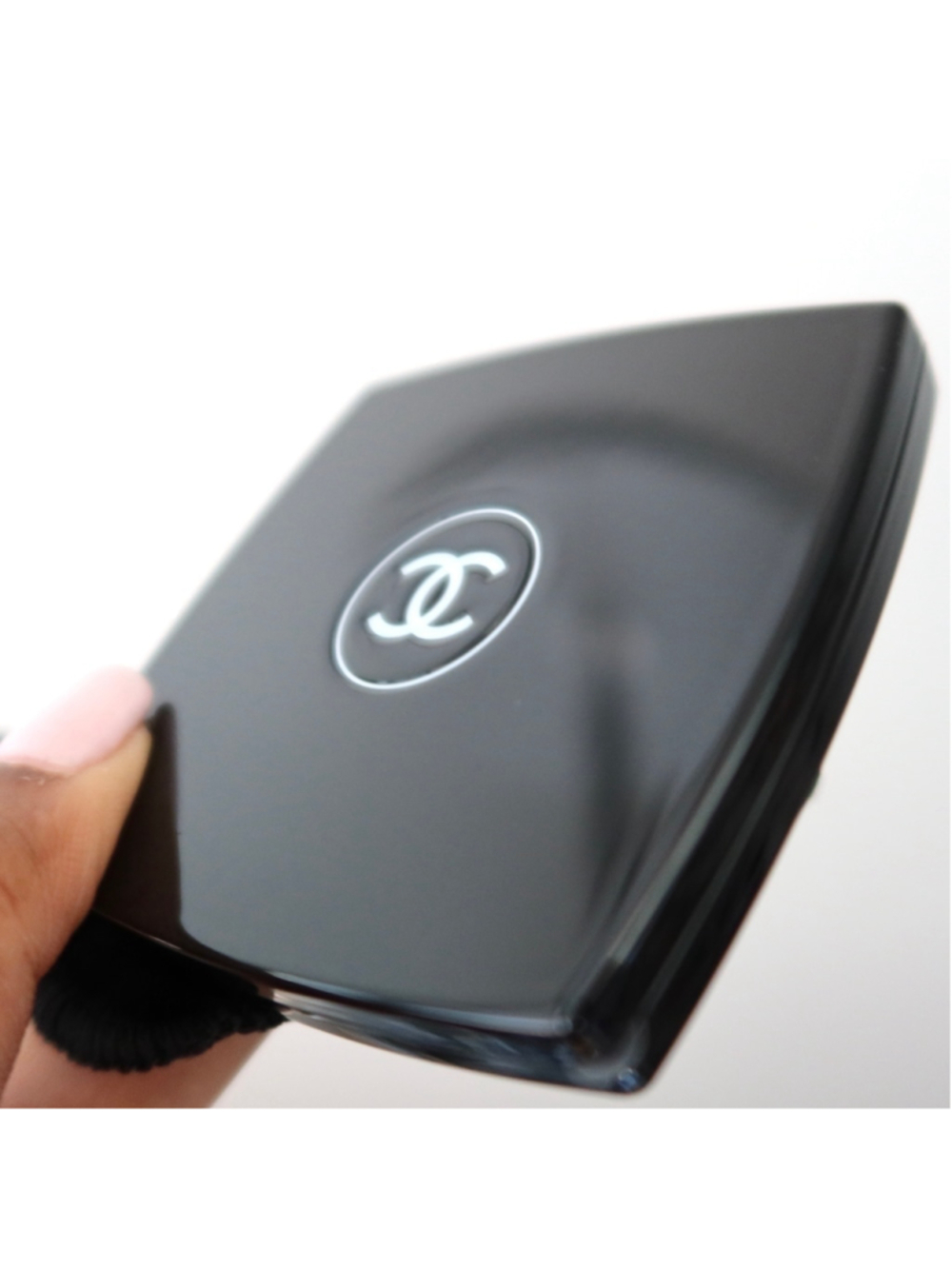 Chanel Double Mirror – Black with Velvet Pouch - Picture 2 of 6